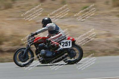 media/Apr-20-2025-AHRMA (Sun) [[393a79c373]]/Race/Group 5/Turn 4b/